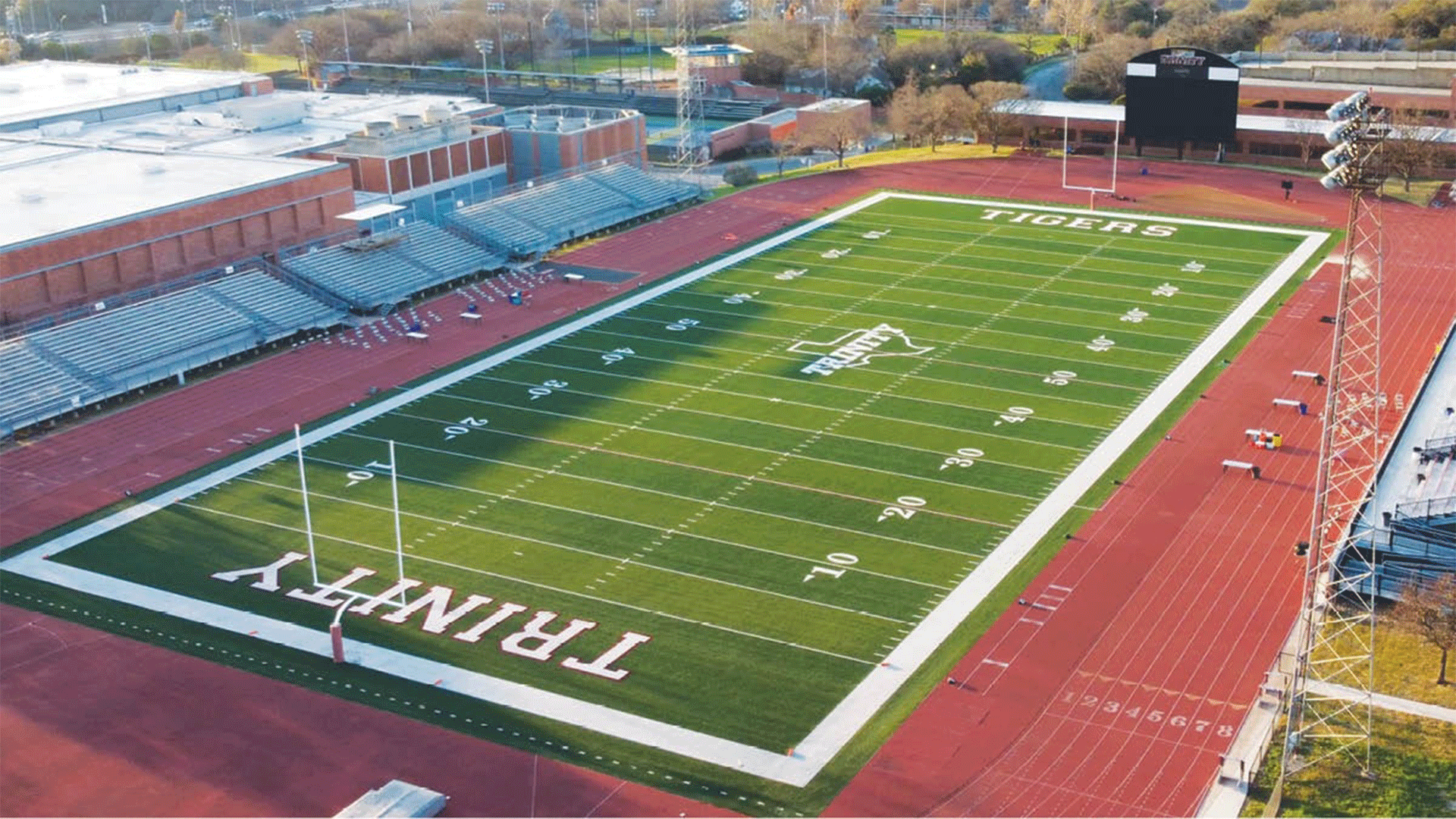 Tracking the Turf - University of Houston Athletics